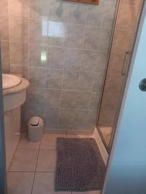 Salle de bains dans l'établissement La chambre de Carole