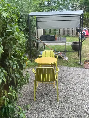 Jardin de l'établissement Chambre twin Casquets dans une maison, idéale randonneurs et cyclistes - GR223