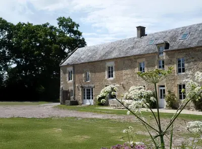 Jardin de l'établissement Le Mesnil Dan - séminaire, gîte de groupe 24 personnes