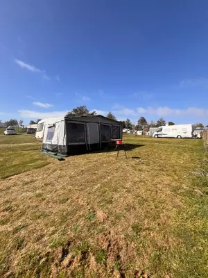 Plan de l'établissement Caravane 4 couchage