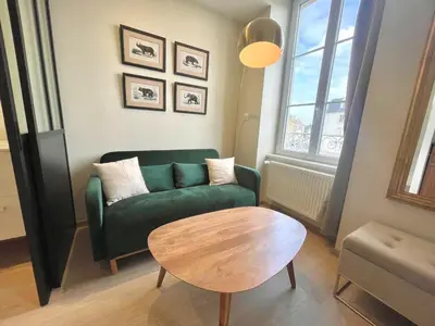 Coin salon dans l'établissement Maison Cornat, Numéro 3, La terrasse