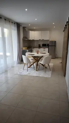 Cuisine ou kitchenette dans l'établissement Le Spa SAJ