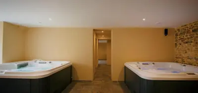 Salle de bains dans l'établissement Château de Montmireil