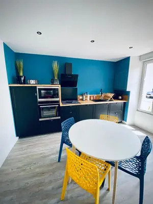 Cuisine ou kitchenette dans l'établissement Au Bords des Embruns 4 personnes
