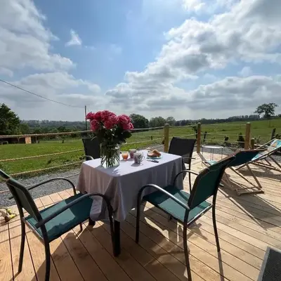 Les petites maisons dans la monterie - Le Jardin -