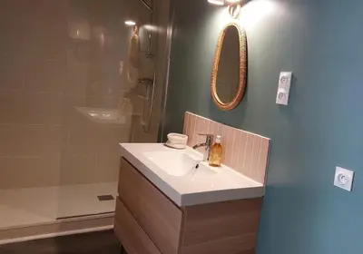 Salle de bains dans l'établissement La Terrasse, Duplex Front de mer