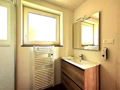 Salle de bains dans l'établissement Le 42 - Second Souffle - Bretteville