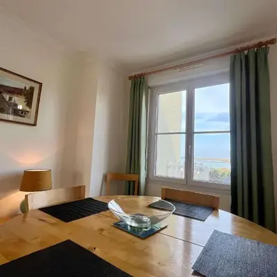 Les pieds dans l eau Home - Waterfront Stay