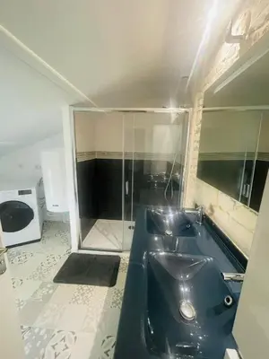 Salle de bains dans l'établissement Maison en pierre de Caen charmante et confortable et sa terrasse privative entre terre et mer