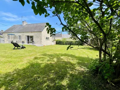 Jardin de l'établissement Au Ptit Gardin - 10 minutes from Utah Beach