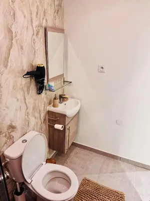 Salle de bains dans l'établissement Loft Bis cosy proche des plages et villes