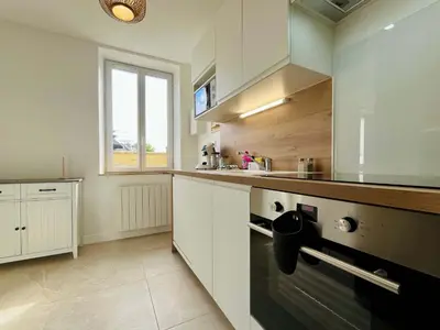 Cuisine ou kitchenette dans l'établissement La Rose des Marais - Renovated & Fully Equipped House