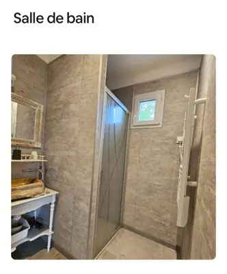 Salle de bains dans l'établissement Maison détente