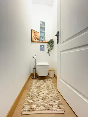 Salle de bains dans l'établissement La LOGE entre Pierre & Histoire