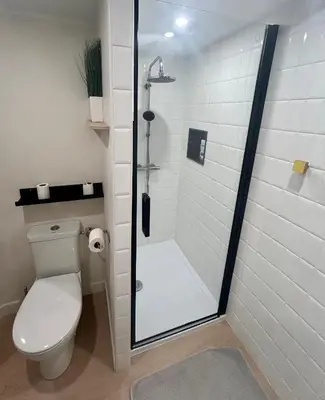 Salle de bains dans l'établissement Le Refuge Saint Sauveur