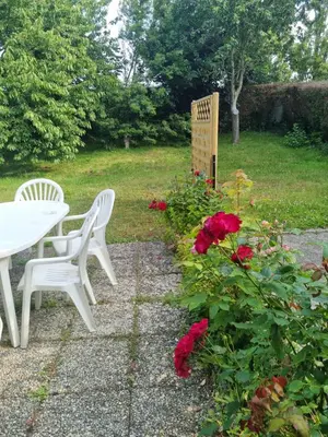 Jardin de l'établissement Granville, sous-sol aménagé en bel appartement