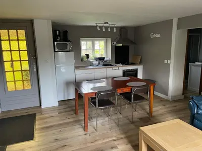 Cuisine ou kitchenette dans l'établissement Gîte à la campagne