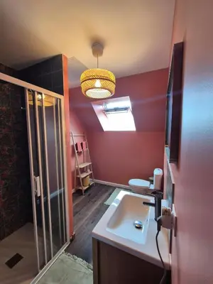 Salle de bains dans l'établissement Cocon Normand