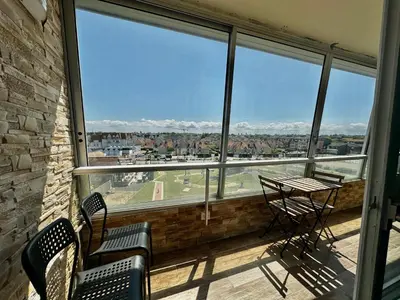 Balcon ou terrasse dans l'établissement Les pieds dans l'eau - loggia exposée plein sud