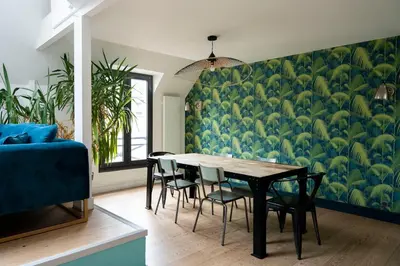 Coin salon dans l'établissement Loft pour 2 au port de Caen