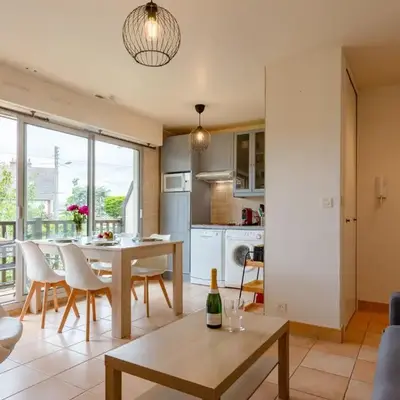 Apartment Le Surcouf-3 by Interhome