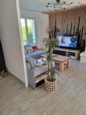 Télévision ou salle de divertissement dans l'établissement Les Foyers