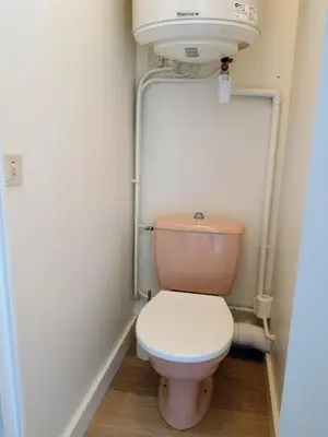 Salle de bains dans l'établissement Charmant Appartement proche mer et centre, calme, 4 pers