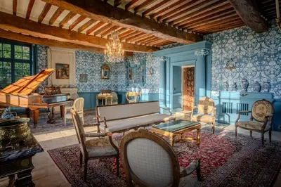 Coin salon dans l'établissement 16th century Norman Manor