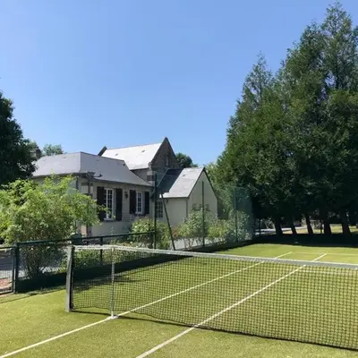 Petit manoir av court de tennis
