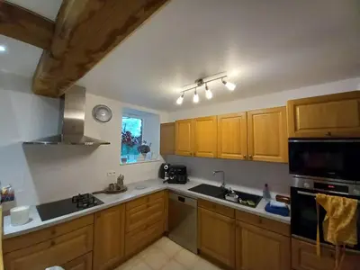 Cuisine ou kitchenette dans l'établissement Logis du Château de Brecy