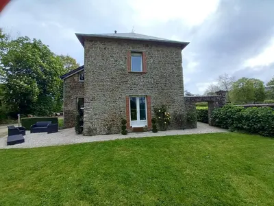 Jardin de l'établissement Logis du Château de Brecy