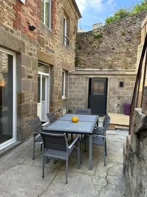 Terrasse ou espace extérieur de l'établissement La Maison Du Pavé