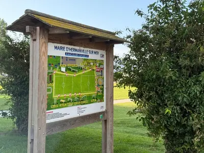 Jardin de l'établissement Maison de charme sur la côte