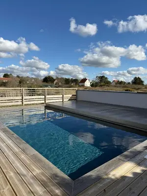 Piscine de l'établissement la maison de la mer ou située à proximité