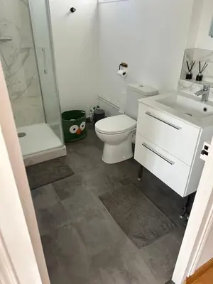 Salle de bains dans l'établissement Maison familiale en bord de mer