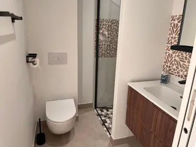 Salle de bains dans l'établissement Chambre du mont saint Michel