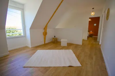 Plan de l'établissement La Cigogne, Maison familiale en bord de Mer à Surtainville, Côte des Isles, 3 chambres, Intendance Luxury Host