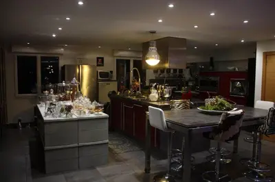 Nourriture dans la villa ou à proximité