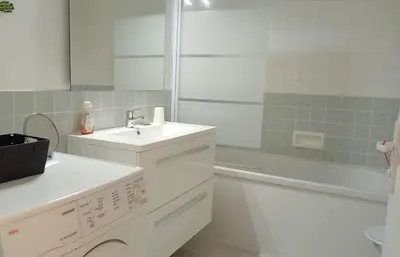 Salle de bains dans l'établissement Les Rives Saint Michel, 10 min du Mont, proche gare et centre