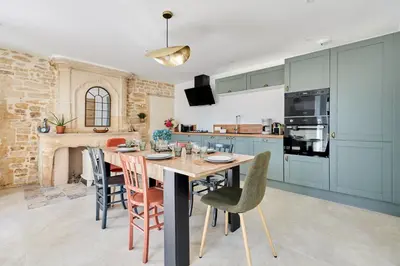 Cuisine ou kitchenette dans l'établissement La Rose des Vents - Moderne - Proche Bayeux