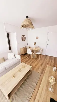 Coin salon dans l'établissement Le Cocon de la Bizontine