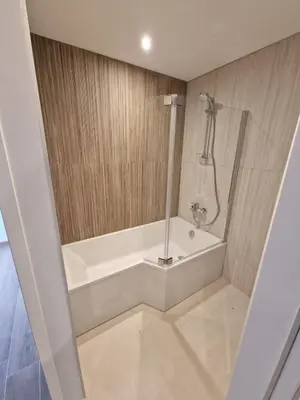 Salle de bains dans l'établissement Midgard Villa vue sur mer