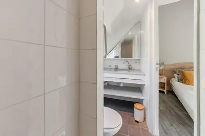 Salle de bains dans l'établissement Bord de l'eau 1 - T3 duplex - Sea view