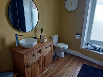 Salle de bains dans l'établissement La Maison d'Aurèle