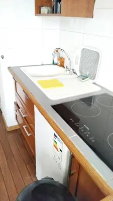 Cuisine ou kitchenette dans l'établissement Méditerranée