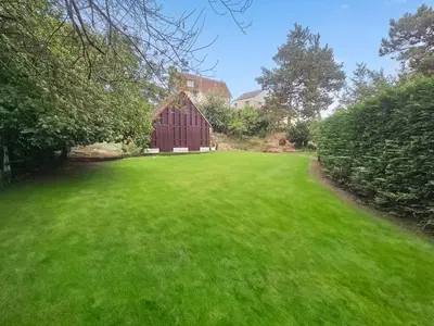 Jardin de l'établissement F2 cosy avec balcon