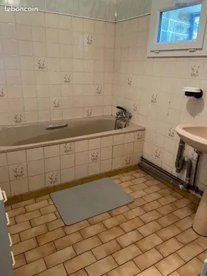 Salle de bains dans l'établissement Gîte de la Planquette