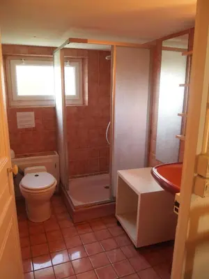 Salle de bains dans l'établissement Beaux retours