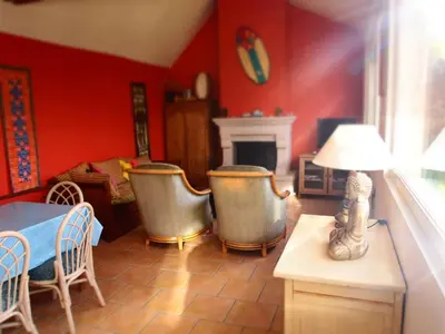 Coin salon dans l'établissement Beaux retours