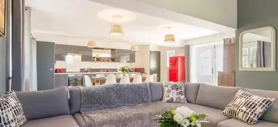 Cuisine ou kitchenette dans l'établissement Les Hirondelles